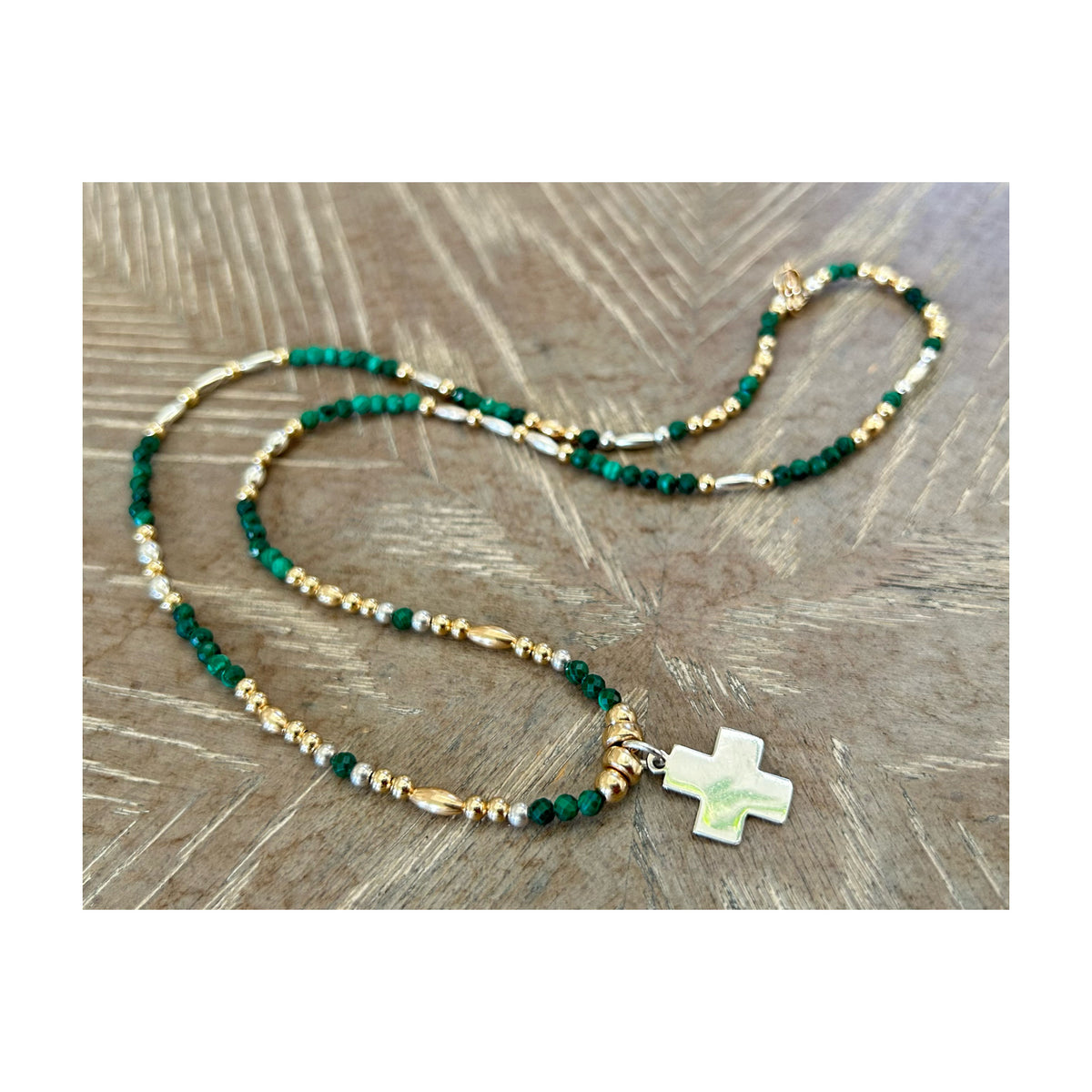 MALACHITE NECKLACE